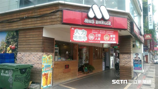 環保杯集點換購　年少61萬紙杯浪費