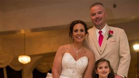 美國,陰道痙攣,做愛,破處,石女（圖／翻攝自《Karen Buono Johnson》臉書）