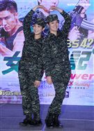 梁舒涵、楊雅筑。（記者邱榮吉/攝影）