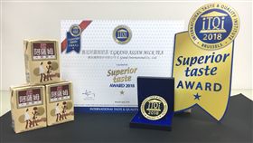 阿薩姆奶茶　獲「食品界美其林」大獎
業配
匯竑,阿薩姆奶茶,iTQi,食品界美其林,風味絕佳獎章,頒獎,盲測