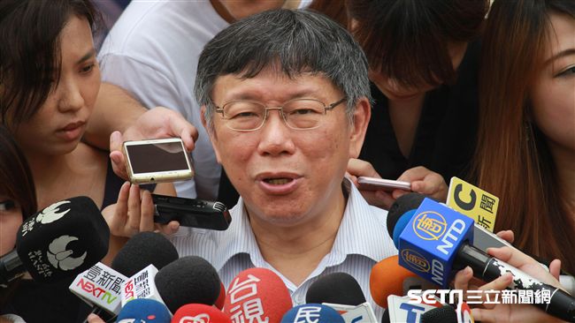 小編進駐競選總部！柯Ｐ笑：很寒酸