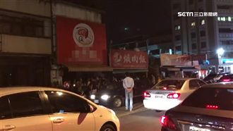 停電仍排隊！這碗爌肉飯讓人摸黑等待