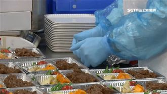 國泰空廚首曝光　日產8萬份飛機餐！