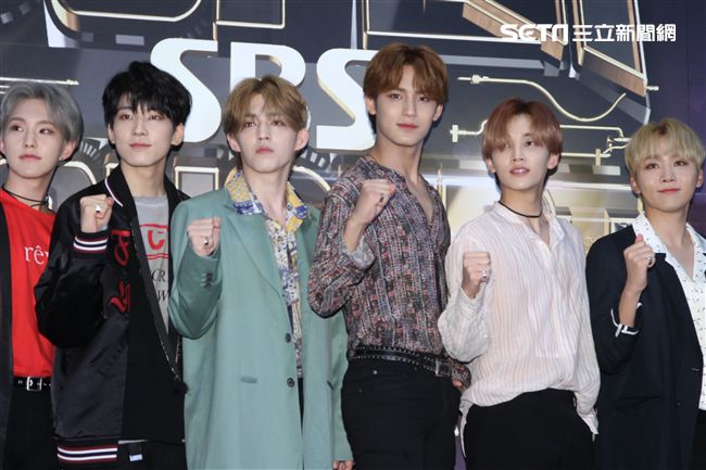 韓國自給自足大勢男團SEVENTEEN。（記者邱榮吉/攝影）