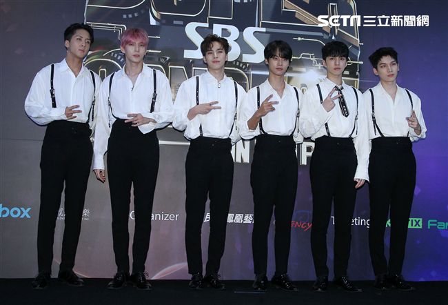 韓國男神級概念偶像VIXX。（記者邱榮吉/攝影）