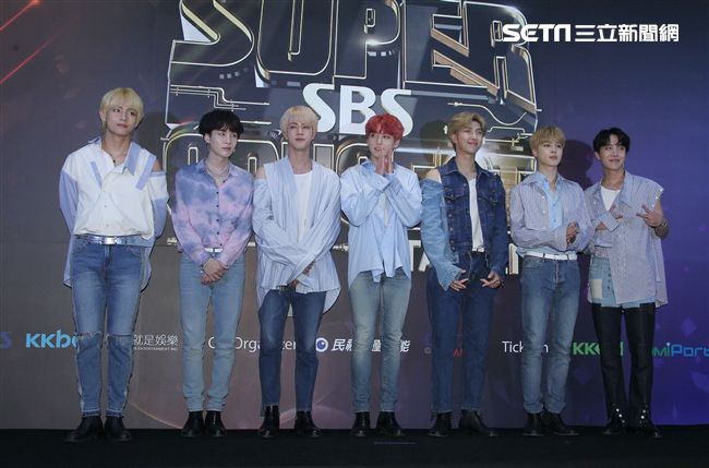 韓國世界頂級BTS防彈少年團。（記者邱榮吉/攝影）