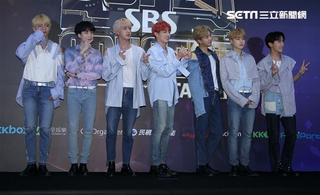 韓國世界頂級BTS防彈少年團。（記者邱榮吉/攝影）