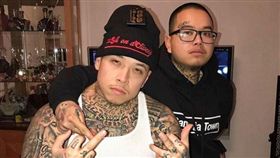 韓裔美國饒舌歌手Jin Gates最近搭捷藍（JetBlue）因刺青被趕下飛機。(翻攝IG)