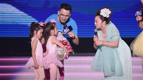 《2018夏戀嘉年華》寶島歌后白冰冰，偶像炎亞綸、鐵肺公主戴愛玲、宅男女神李毓芬、子閎、明杰、J.Sheon、陳彥允等接力演出。圖／胡俊彥攝影提供