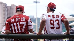 中職明星賽五項戰技，紅隊、白隊背號。 （圖／記者林敬旻攝）