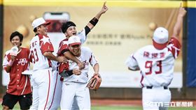 中職明星賽雷射肩。 （圖／記者林敬旻攝）