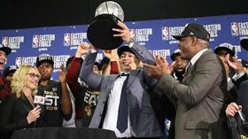 Tyronn Lue（圖／取自騎士官方推特）