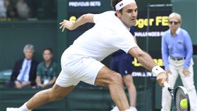 溫網全白服裝規定，費德勒希望能加點顏色。（圖／美聯社。達志影像）