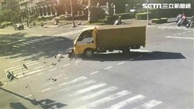 機車,車禍,貨車,生命跡象,送醫,慘死,台中