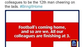 英國量販店ALDI透過推特預告世足決賽將提前打洋。（圖／翻攝自ALDI 推特）