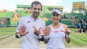 多帝格（左）與詹詠然聯手的第7勝。（圖／翻攝自詹詠然IG）