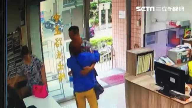 這擁抱等了35年　警助旅日男尋親