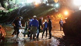 泰國洞穴救援、少年足球隊救援／翻攝自Thai NavySEAL臉書