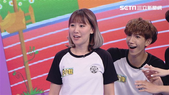 李懿假臉遭男團攻擊　怒喊小豬踹共