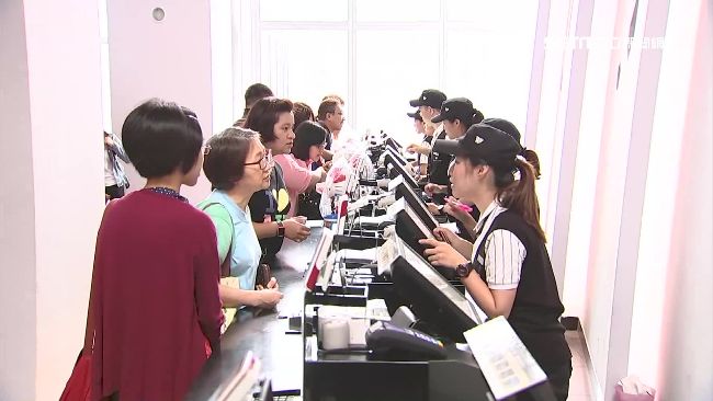 颱風天上班嗎？六成三雇主願付雙倍薪