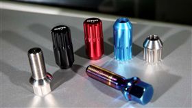 引擎室拉桿為什麼要堅持鋁合金!?（圖／車訊網）