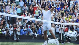 納達爾驚濤駭浪中闖進男單四強。（圖／美聯社／達志影像）