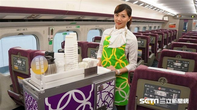高鐵期間限定新裝！車廂復古窗花吸睛