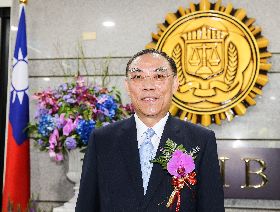 蔡清祥接任法務部長