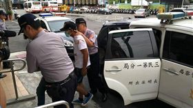 30外籍漁工街頭幹架　穿血衣見警逃竄