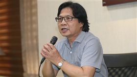 接任教育部長  葉俊榮開記者會說明行政院12日上午宣布，懸缺將近2個月的教育部長由內政部長葉俊榮轉任。葉俊榮（圖）下午召開記者會說明。中央社記者徐肇昌攝  107年7月12日