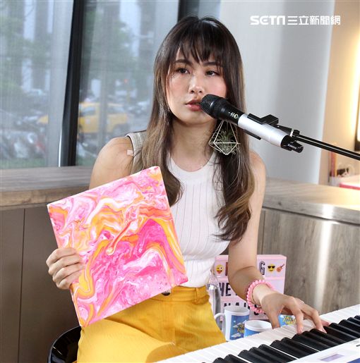 徐小花安安大明星