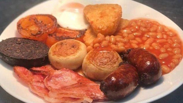 靠暴食解憂！英國民紛曬「淘汰早餐」