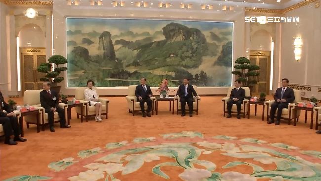 對戰：連戰訪北京vs.陳明通訪華府