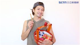 福地祐介舞台劇巡演結束，經紀公司特地安排讓他去遊新竹。（圖／凱渥提供）