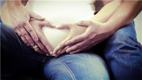 孕婦，懷孕，家庭，夫妻（示意圖／翻攝自Pixabay）