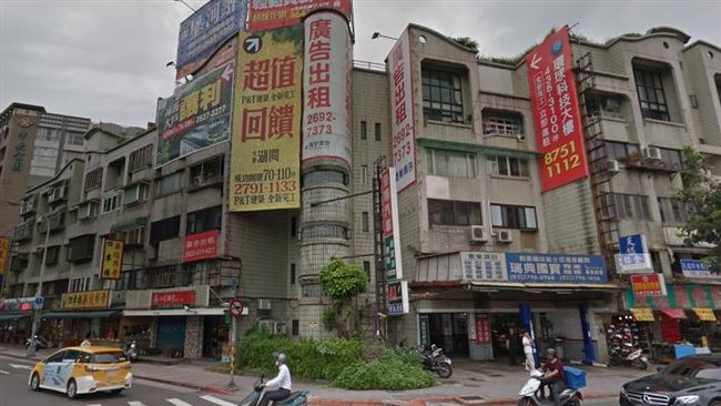 內湖便當店傳火警　濃濃黑煙直衝天際