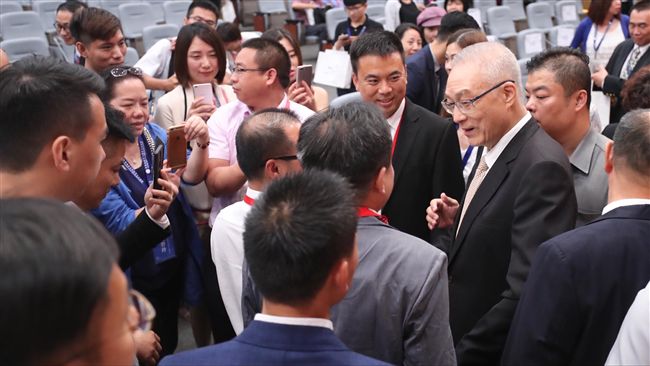 吳敦義誓師合體　幕僚直言不會加分