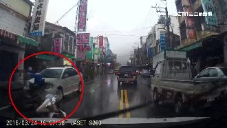 驚險畫面曝！機車最好不要騎在這地方