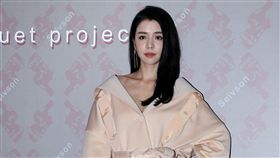 李毓芬演繹SM綑綁藝術。（記者邱榮吉/攝影）