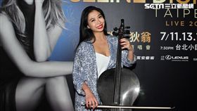 康瑋倫坦言對於席琳狄翁在台上特別介紹她來自台灣時，感到意外又感動。（圖／記者邱榮吉攝影）