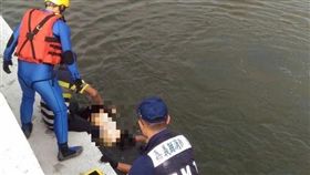 嘉義,機車,魚塭,溺水,東石鄉（圖／翻攝畫面）