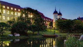 華為,CEO,余承東,華為東莞松山湖基地,歐洲小鎮

圖／翻攝微博