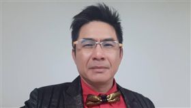 洪都拉斯模仿葉教授走紅。(翻攝臉書)