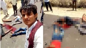  看見車禍只顧自拍！傷者延誤送醫慘死 警怒：他一直在求救…（圖／翻攝自印度時報）