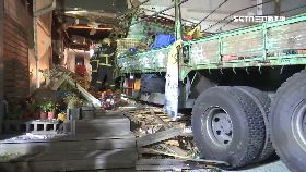 貨車撞夾死0800(DL)