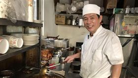 阿興魯肉飯,愛心餐,免費給甘苦人吃到飽（記者郭奕均攝影）