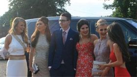 自閉症,畢業,舞會,害羞,笑容,表揚,孤單,邀約,Brodie Smith,　圖／翻攝自臉書　