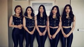 韓國女團一起「虧雞」　Girls' Day珉雅姐姐來了
WANNA.B
圖／翻攝自wannab_zenith IG