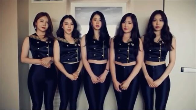 珉雅姐姐來了！韓國女團一起「虧雞」