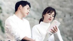 宋仲基,宋慧喬（圖／翻攝自微博）